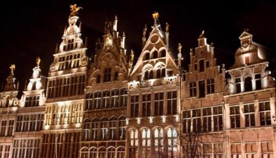 B&B Art And Sleep Amberes Exterior foto